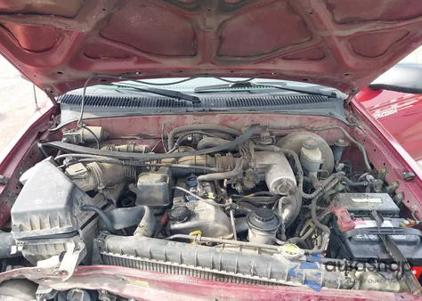 2002 Toyota Tacoma из США, поврежденный, VIN 5TEWM72NX2Z121069